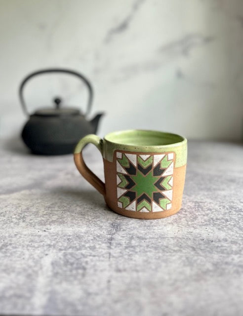 MUGS - FARMER BARN QUILT