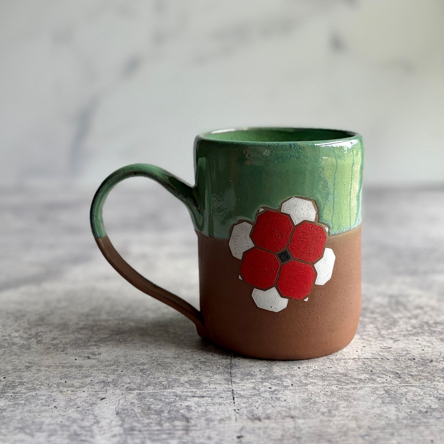 MUGS - POPPY BARN QUILT
