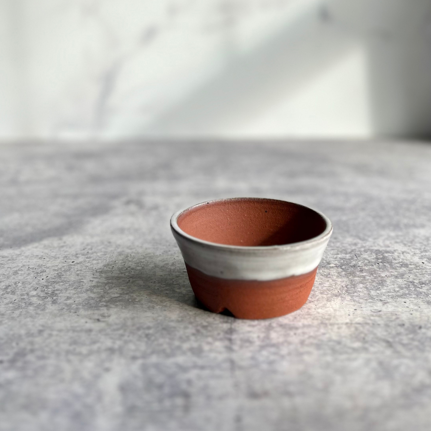 PLANTERS - 3 1/2" Ceramic Round with Drainage Hole