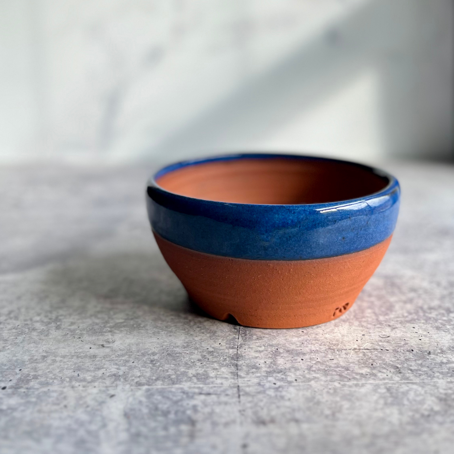 PLANTERS - 6" Ceramic Round with Drainage Hole