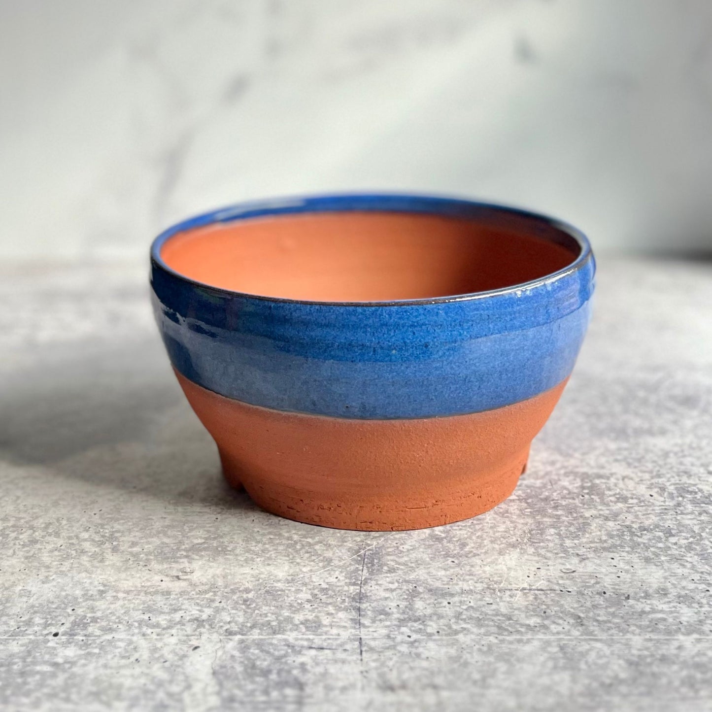 PLANTERS - 8" Ceramic Round with Drainage Holes