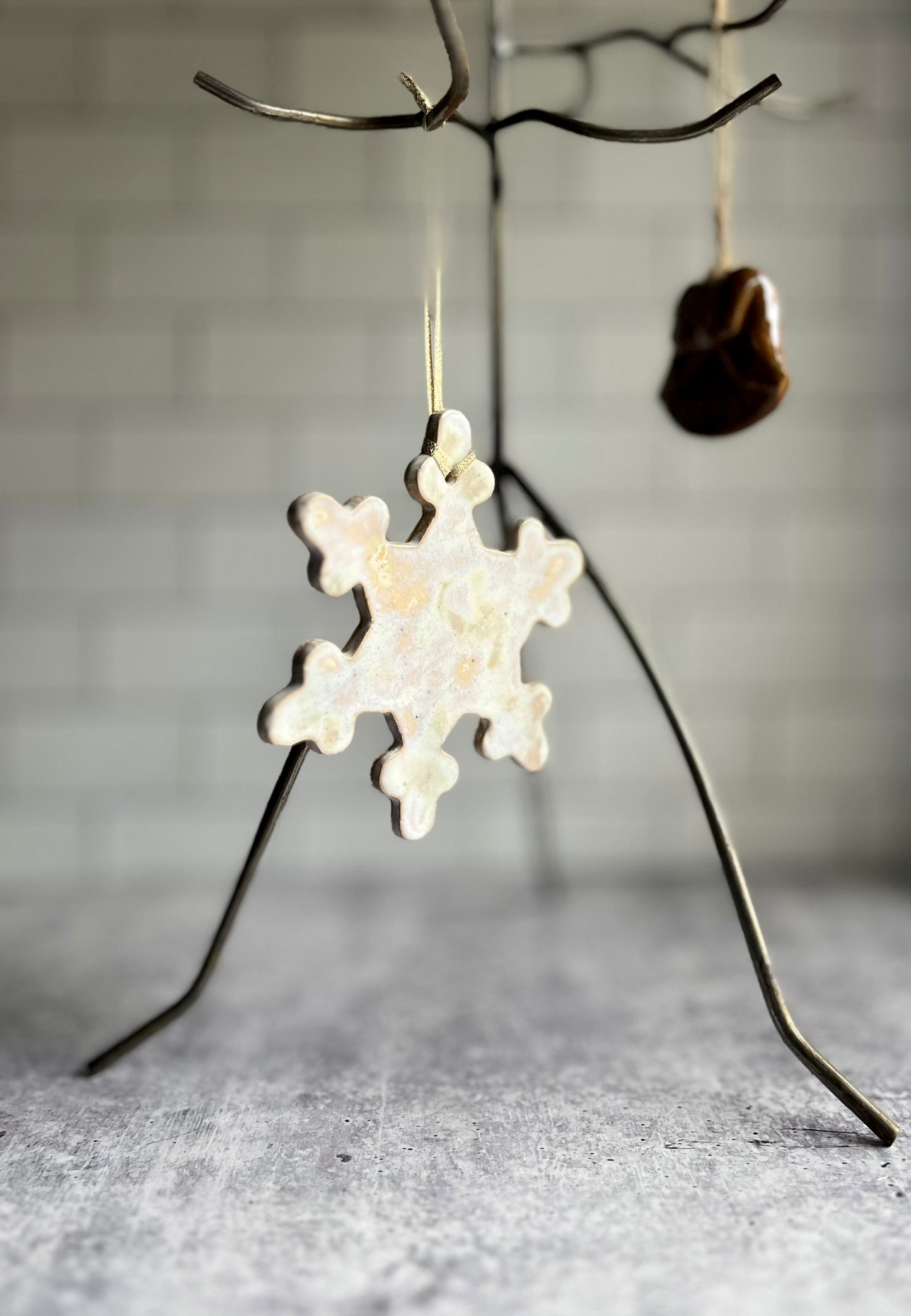 ORNAMENT - SNOWFLAKE