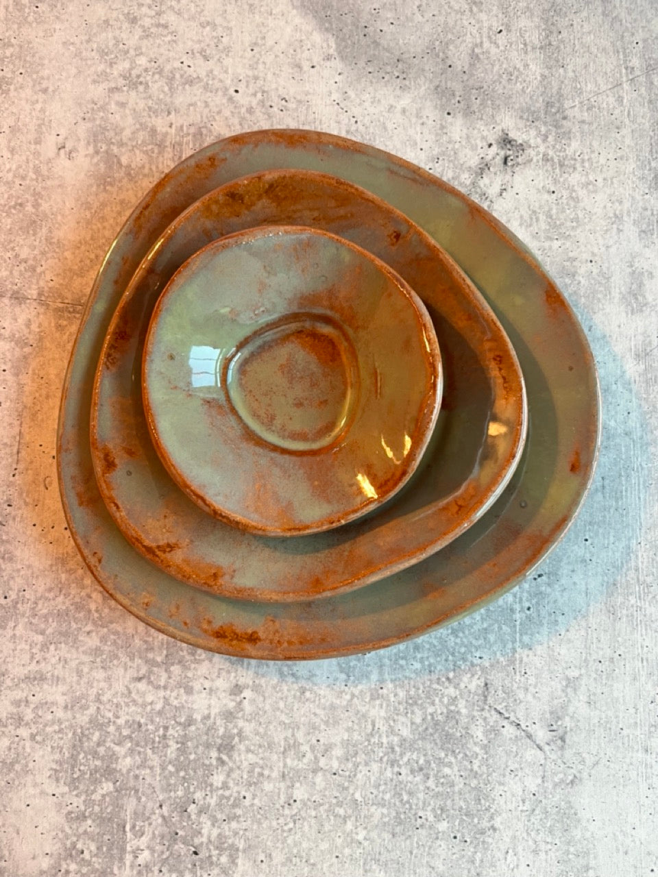 Antique-green-decorative-wacky-bowls