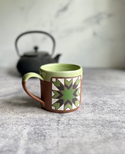 MUGS - FARMER BARN QUILT