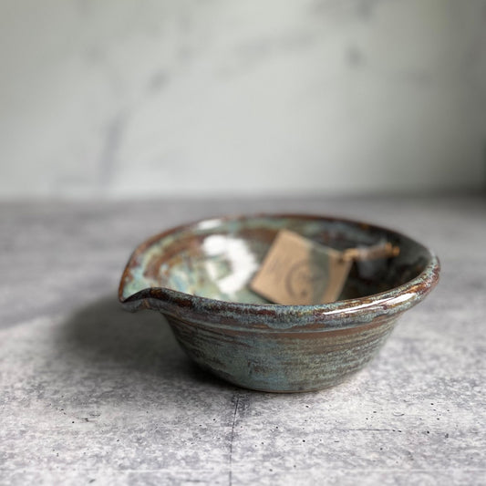 antique-blue-mixing-bowl-with-rolled-rim-and-spout
